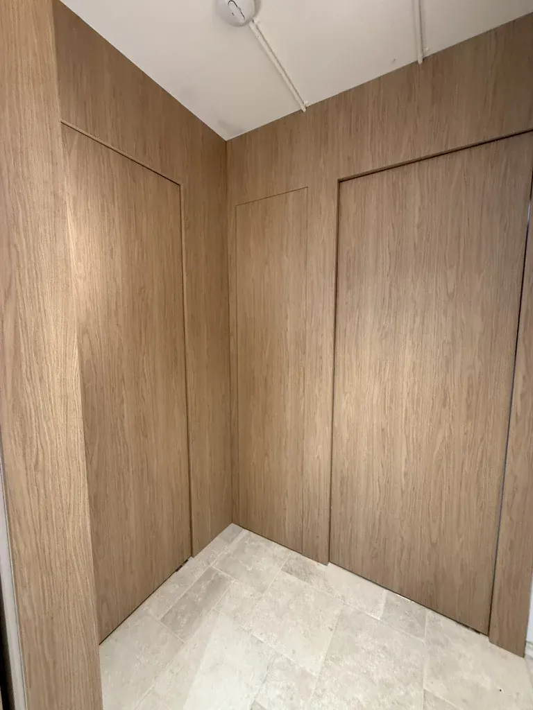 Darlinghurst Boston Oak wall cladding three-wall corner detail